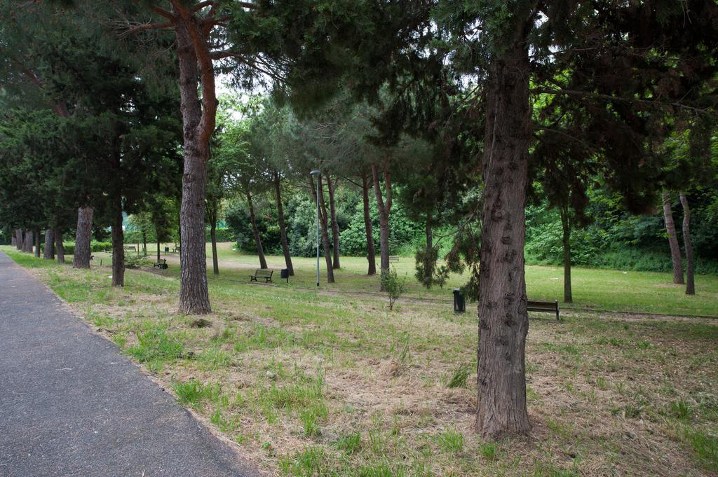 Апартаменти Residenza Il Parco 3 Рим Екстер'єр фото